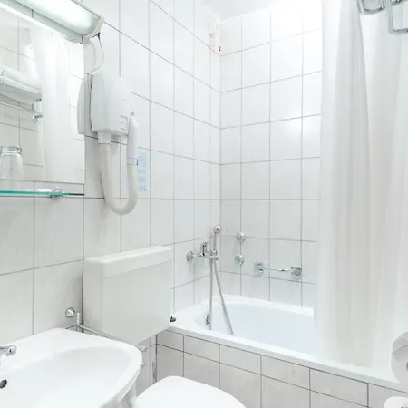 Hotel Sagitta 3*